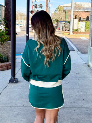 Colorblock Pullover And Skirt Set