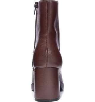 Chinese Laundry Dodger Smoosh Brown Boots