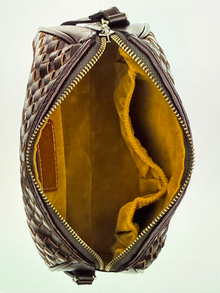 Patricia Nash Romy Crossbody
Hand Stained Woven | Chocolate