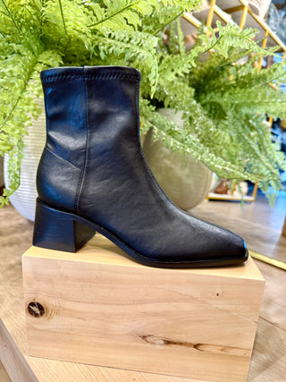 Steve Madden Eralyn Black