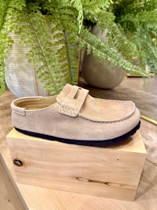 Yellow Box Monina Sand